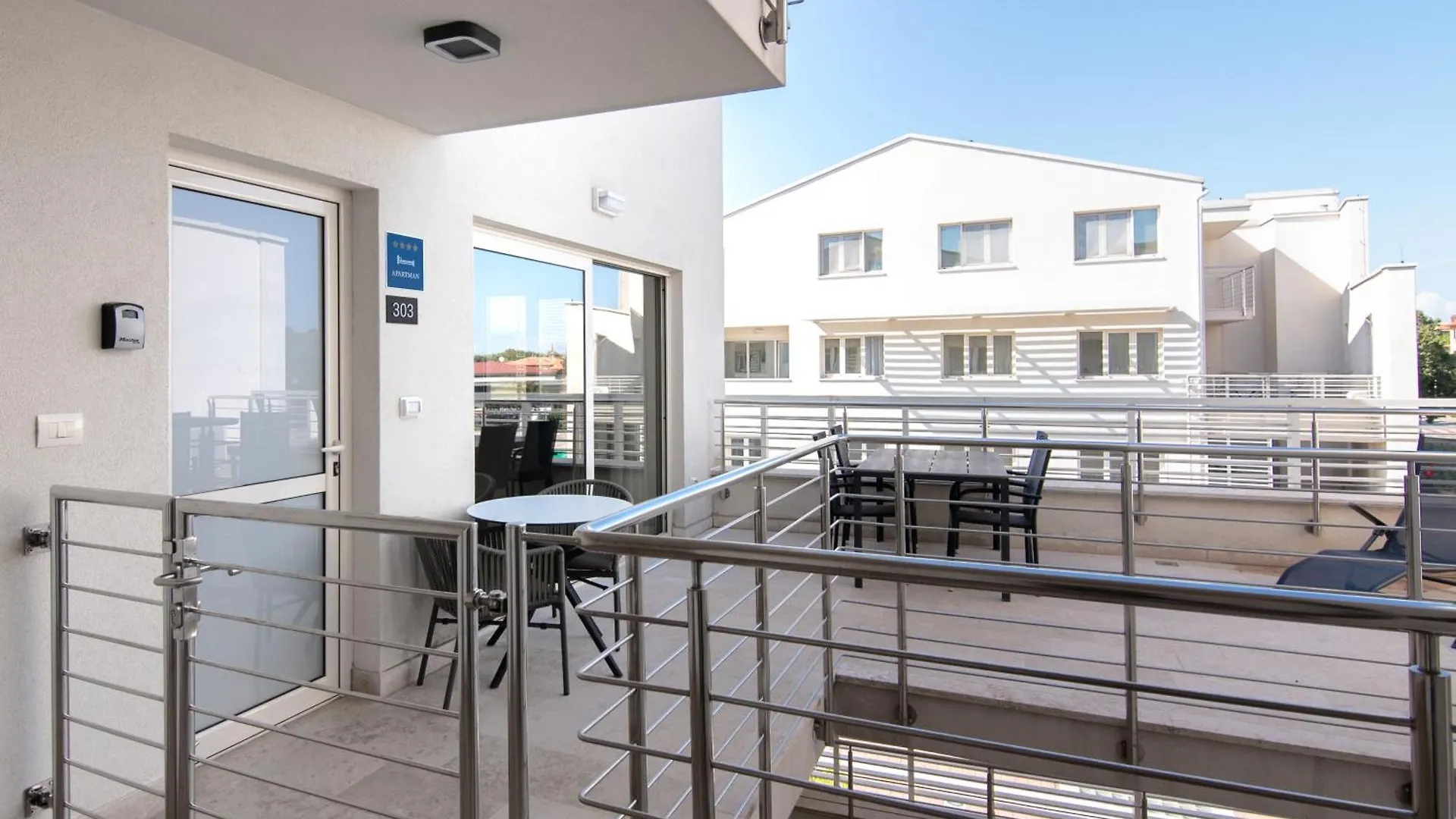 Garden Palace - Vitamin Sea Appartment With Teracce Umag 0*,